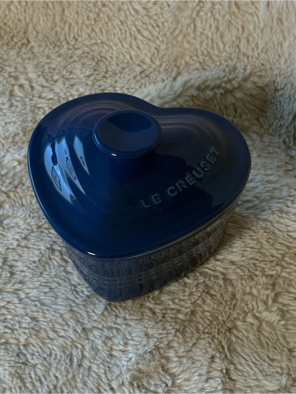 Le Creuset Stoneware Heart-Shaped Ramekin With Lid Cobalt Blue